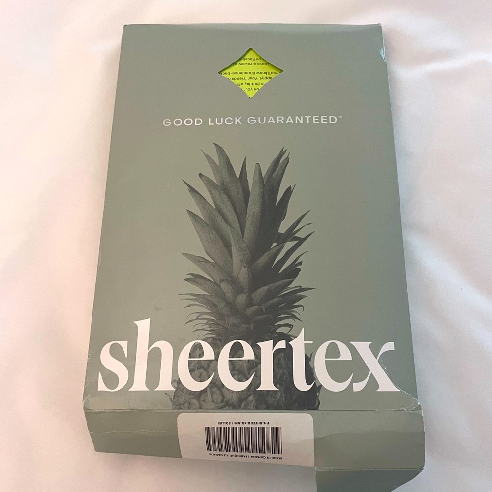 Sheertex never been worn Classic Sheer Tights- Medium Nude